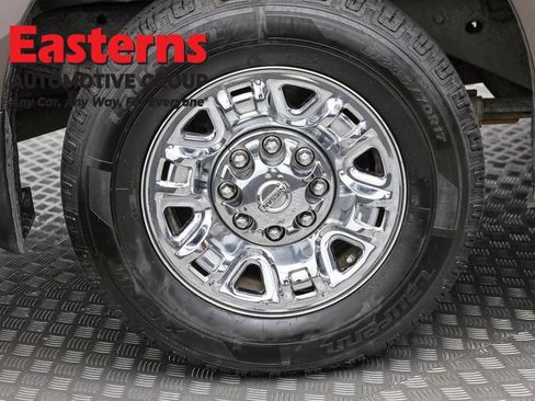 Used 2019 Nissan NV 3500 SL RWD image 29