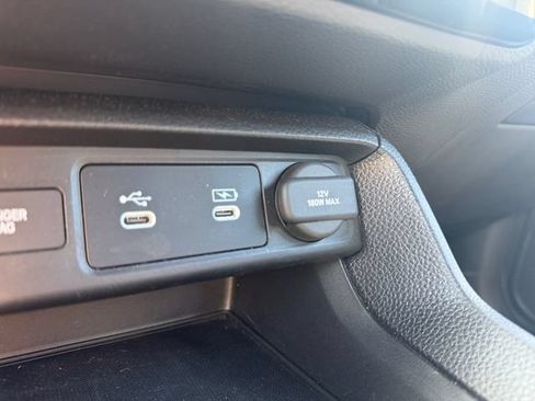 Used 2025 Honda Civic Sport image 25