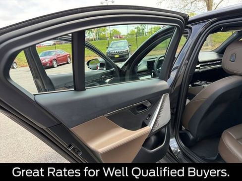 Used 2025 BMW i5 xDrive40 w/ Premium Package AWD/4WD image 26