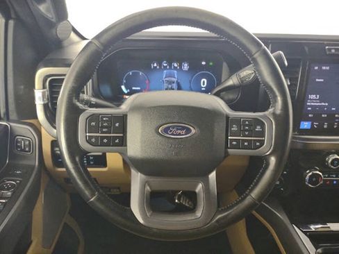 Used 2023 Ford F250 Lariat w/ Chrome Package AWD/4WD image 14