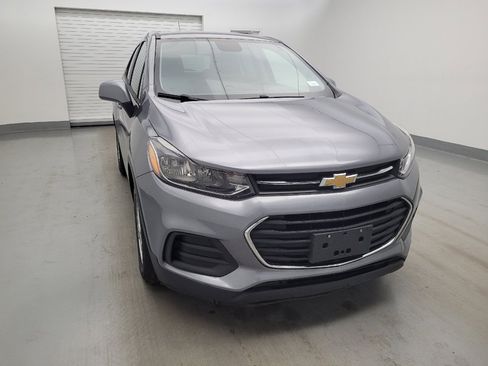 Used 2020 Chevrolet Trax LS w/ Tint and Cruise Package FWD image 14