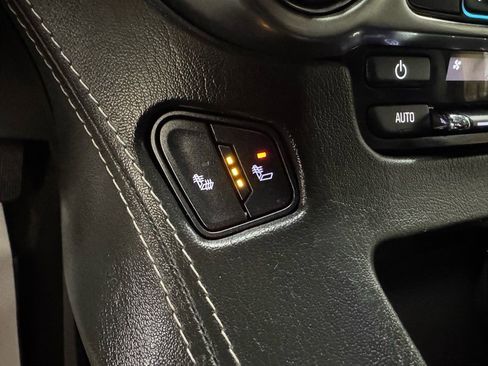 Used 2018 Chevrolet Tahoe LT image 19