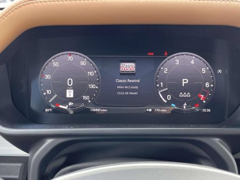 Used 2023 Land Rover Defender 110 X-Dynamic SE AWD/4WD image 38