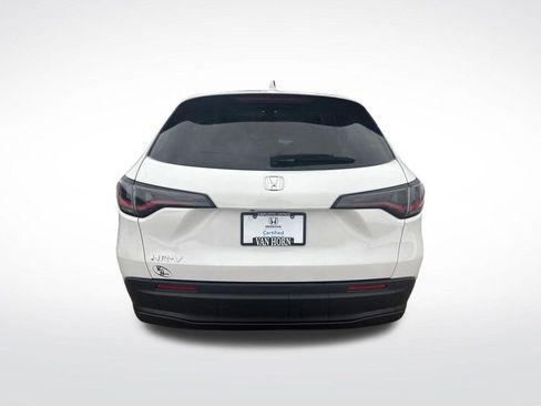 Used 2026 Honda HR-V LX image 11