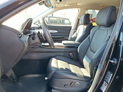 Used 2025 Genesis GV70 2.5T image 14