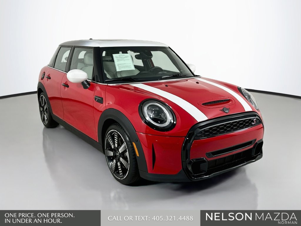 Used 2023 MINI Cooper S w/ Driver Assistance Package FWD image 3