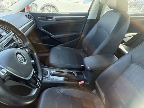 Used 2016 Volkswagen Passat 1.8T SE image 5