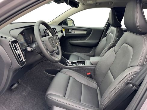 New 2026 Volvo XC40 B5 Plus w/ Protection Package Premier image 11