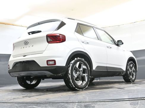 New 2026 Hyundai Venue SEL image 43