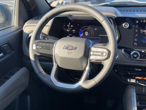 New 2026 Chevrolet Colorado ZR2 image 32