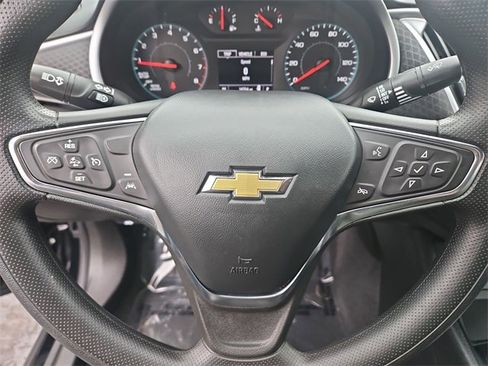 Used 2024 Chevrolet Malibu LS image 19