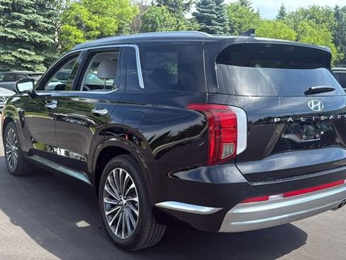 Used 2024 Hyundai Palisade Calligraphy AWD/4WD image 5