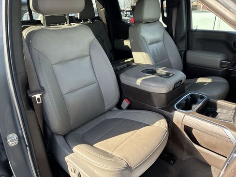 Used 2022 Chevrolet Silverado 1500 LTZ w/ LTZ Premium Package image 21