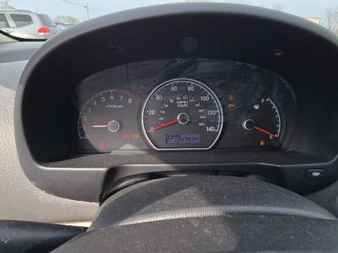 Used 2010 Hyundai Elantra GLS image 21