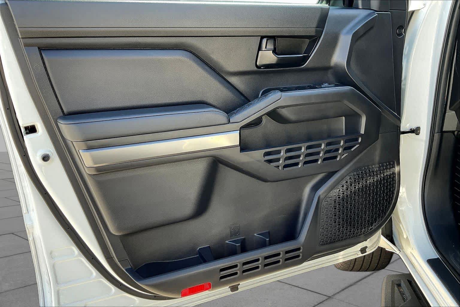 Used 2025 Toyota Tacoma SR5 RWD image 21