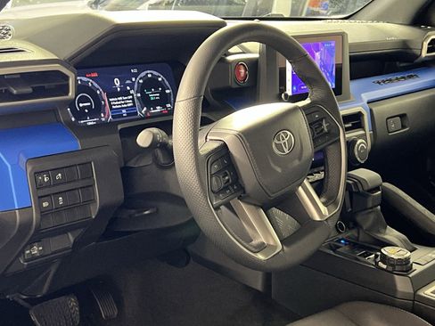 Used 2026 Toyota Tacoma TRD Off-Road AWD/4WD image 17