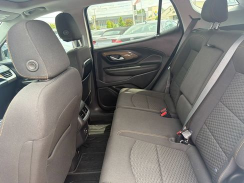 Used 2021 GMC Terrain SLE w/ Driver Convenience Package FWD image 12
