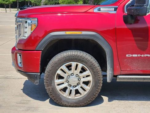 Used 2023 GMC Sierra 2500 Denali w/ Denali Ultimate Package AWD/4WD image 8