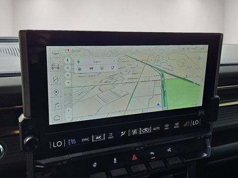 Used 2025 GMC Hummer EV 2X AWD/4WD image 27