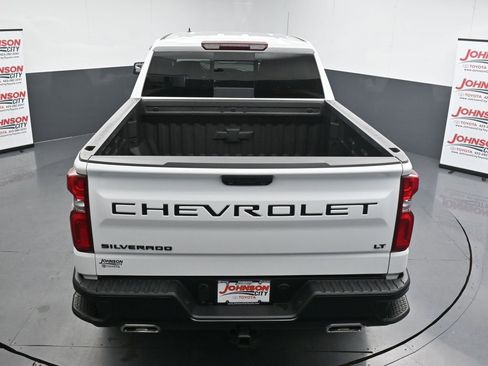 Used 2022 Chevrolet Silverado 1500 LT Trail Boss w/ Convenience Package II AWD/4WD image 30