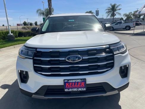 New 2026 Ford Explorer Active w/ Active Comfort Package AWD/4WD image 8