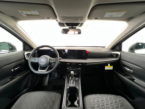 New 2026 Nissan Kicks SV w/ Cold Weather Package FWD image 9