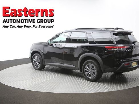 Used 2025 Nissan Pathfinder SV FWD image 65