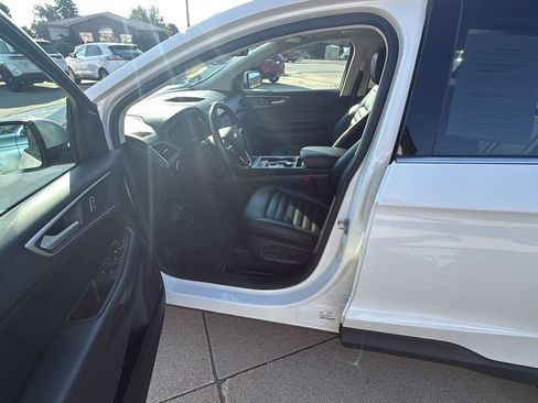 Used 2022 Ford Edge SEL w/ Convenience Package AWD/4WD image 13