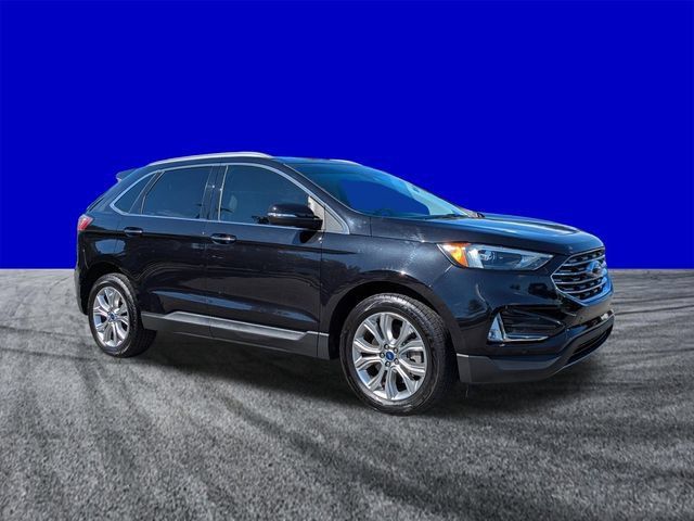 Used 2022 Ford Edge Titanium AWD/4WD image 2