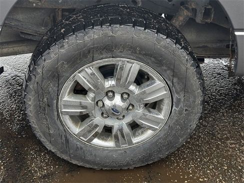 Used 2012 Ford F150 XLT w/ XTR Pkg image 12