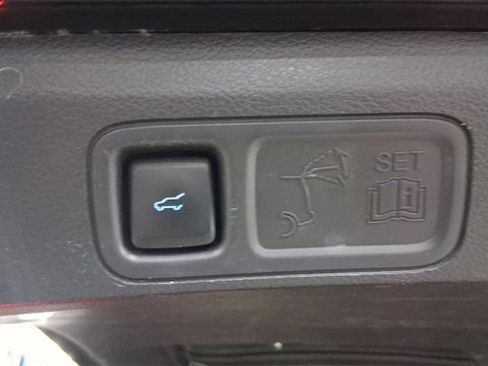 Used 2024 Ford Expedition Limited image 22