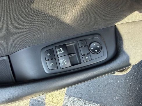 Used 2020 Dodge Challenger SRT Hellcat RWD image 11