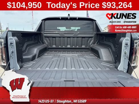 New 2025 GMC Hummer EV 2X w/ LPO, Dark Essentials Package AWD/4WD image 55