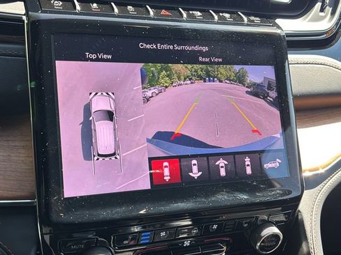 Used 2025 Jeep Grand Cherokee L Summit AWD/4WD image 19