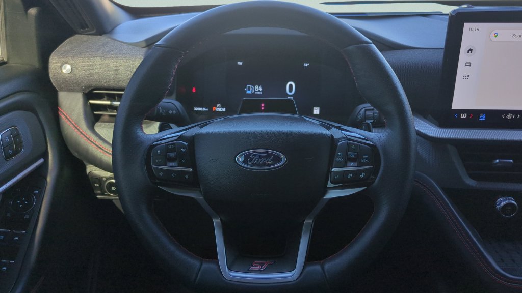 Used 2025 Ford Explorer ST AWD/4WD image 12