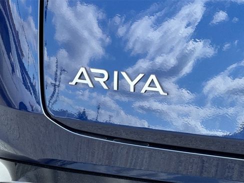 Certified 2024 Nissan Ariya FWD image 28