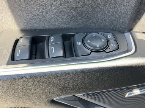 Used 2024 Chevrolet Silverado 1500 RST w/ Convenience Package II AWD/4WD image 27