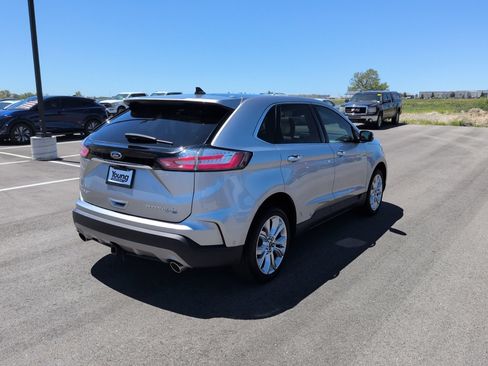 Used 2020 Ford Edge Titanium w/ Equipment Group 301A AWD/4WD image 7
