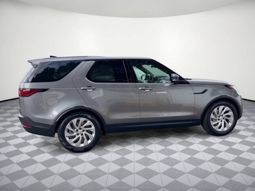 New 2026 Land Rover Discovery S AWD/4WD image 8
