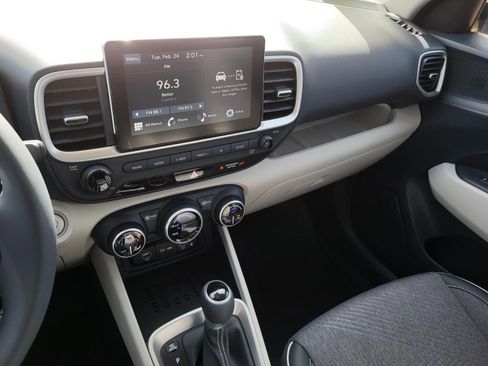 New 2026 Hyundai Venue SEL FWD image 16
