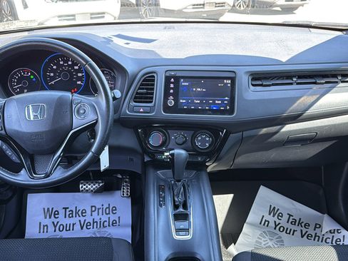 Used 2019 Honda HR-V Sport image 5