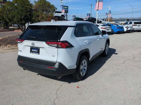 Used 2024 Toyota RAV4 LE image 8
