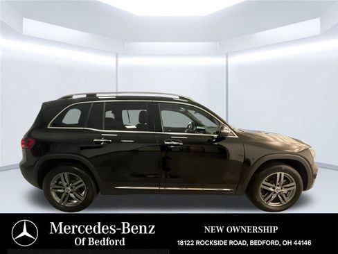 Used 2026 Mercedes-Benz GLB 250 4MATIC image 8