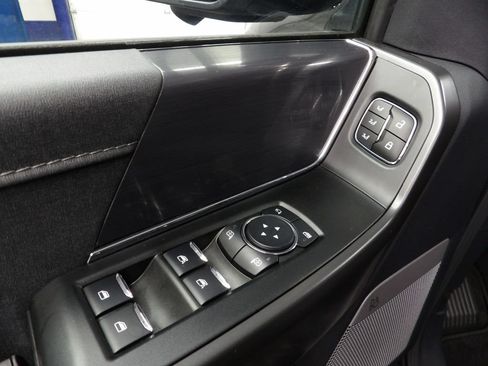Used 2025 Ford F150 Lariat AWD/4WD image 65