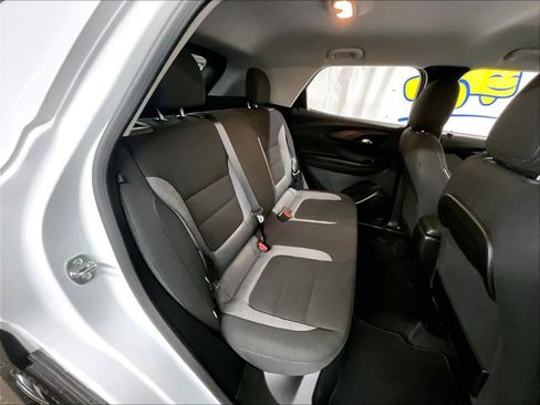 Used 2025 Chevrolet TrailBlazer LT image 16