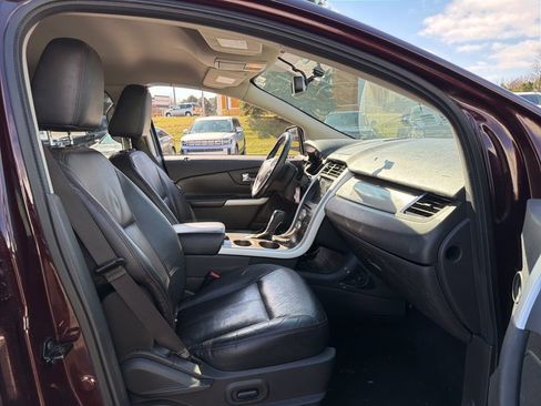 Used 2011 Ford Edge SEL w/ 202A Rapid Spec Order Code image 22