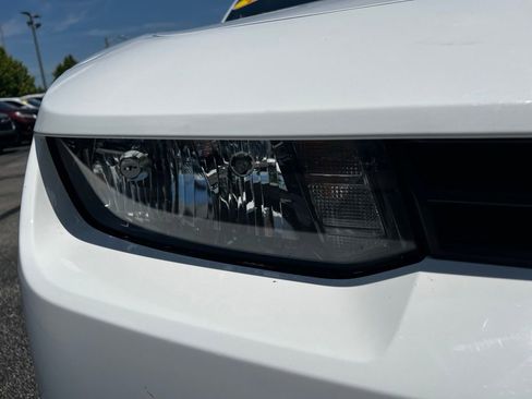 Used 2015 Chevrolet Camaro LS RWD image 19