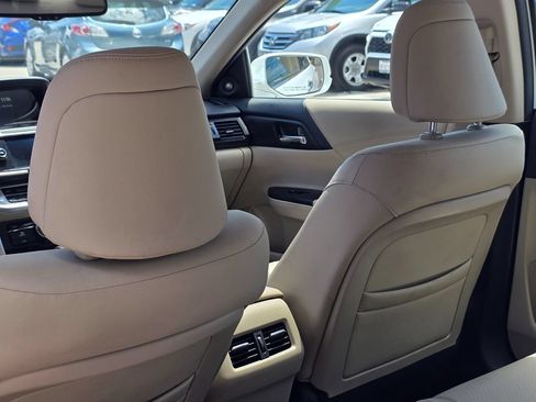 Used 2013 Honda Accord EX-L image 23