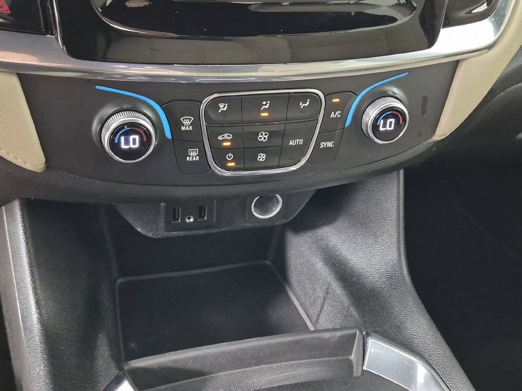 Certified 2023 Chevrolet Traverse LS FWD image 26