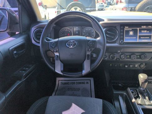 Used 2020 Toyota Tacoma TRD Sport w/ Technology Package AWD/4WD image 13